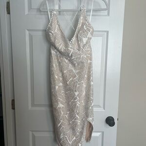 Selfie Leslie Cream Lace Backless Dress